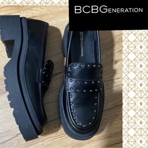BCBGENERATION 9 Women's Marley Lug Sole Loafer Worn once! Tag removed.